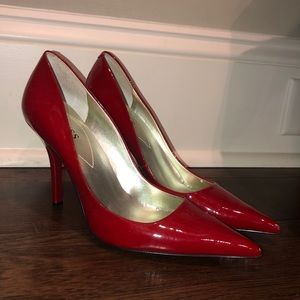Guess Red Point Toe Heel